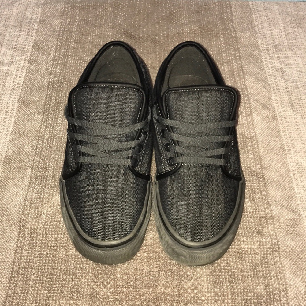 CHUKKA LOW VANS SHOES (DENIM BLACK/PEWTER)